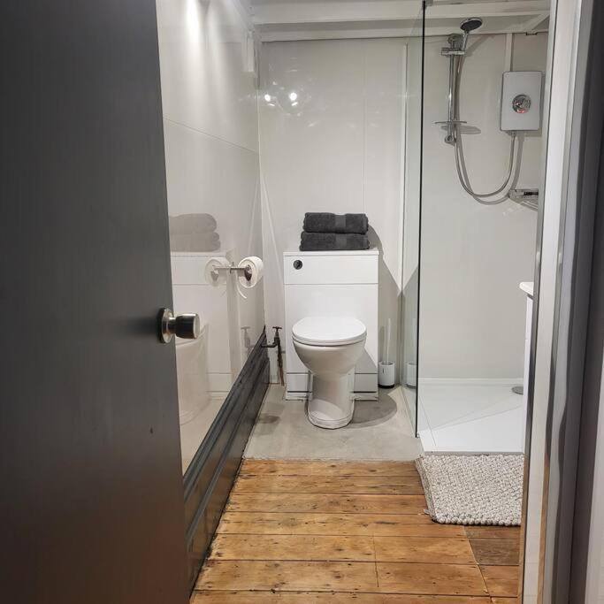 21 Mini Loft Apartment - Great Location - Comfy King Size Bed Hove Buitenkant foto