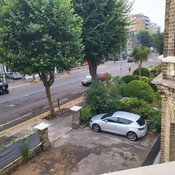 21 Mini Loft Apartment - Great Location - Comfy King Size Bed Hove Buitenkant foto