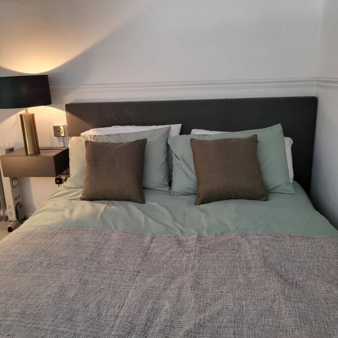21 Mini Loft Apartment - Great Location - Comfy King Size Bed Hove Buitenkant foto